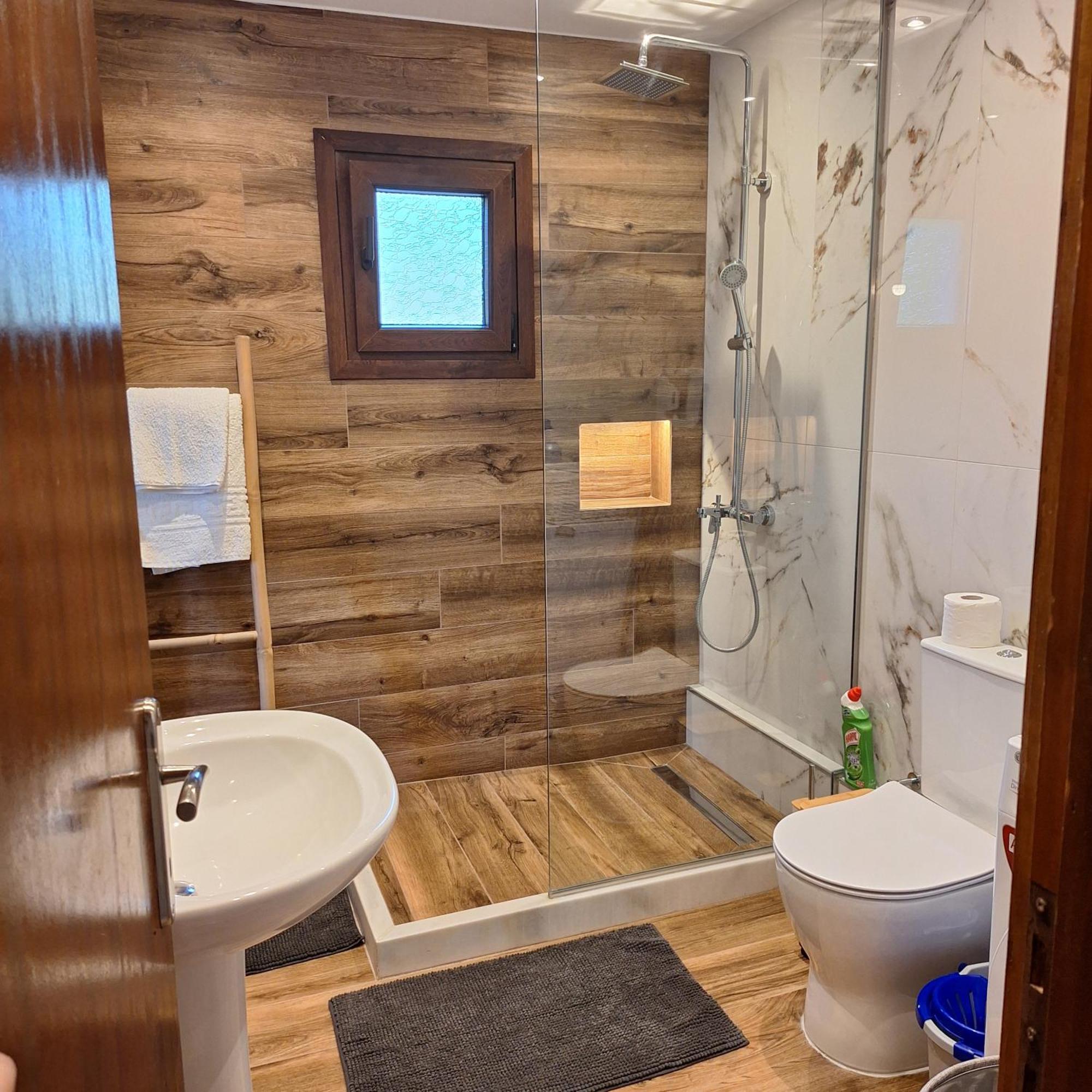 Areti Apartment Áfra 外观 照片